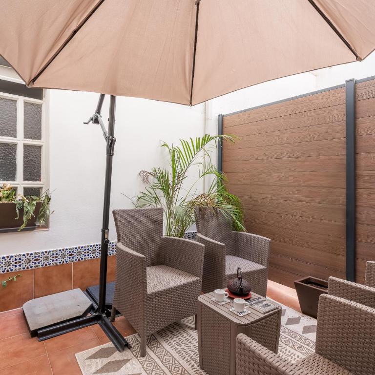 Casa Al Andalus - Three-Bedroom Premium Apartment with Balcony - 30