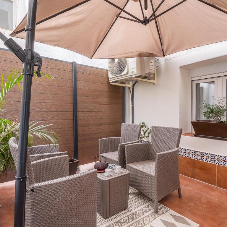 Casa Al Andalus - Three-Bedroom Premium Apartment with Balcony - 3