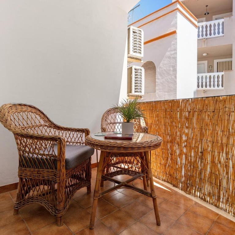 Apartamento Bahía Beach - Apartment with Terrace - 26