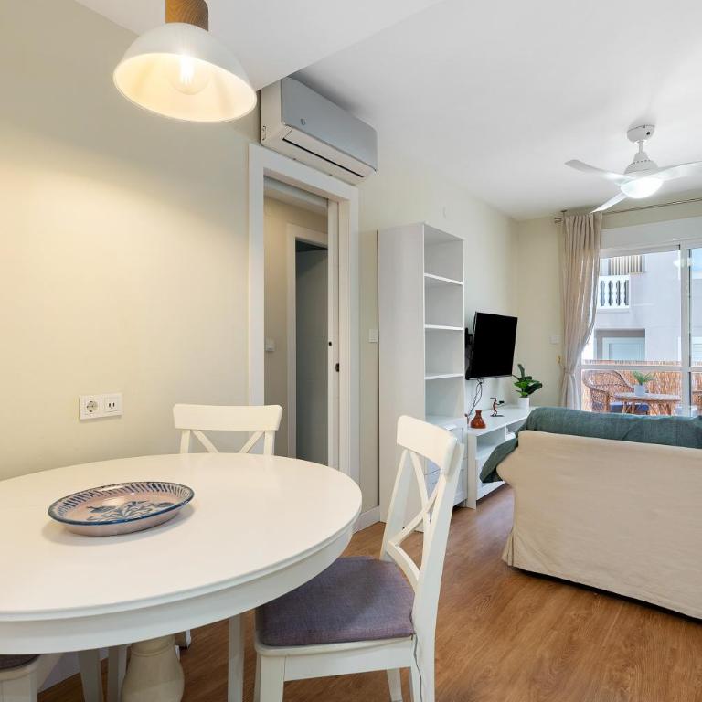 Apartamento Bahía Beach - Apartment with Terrace - 24