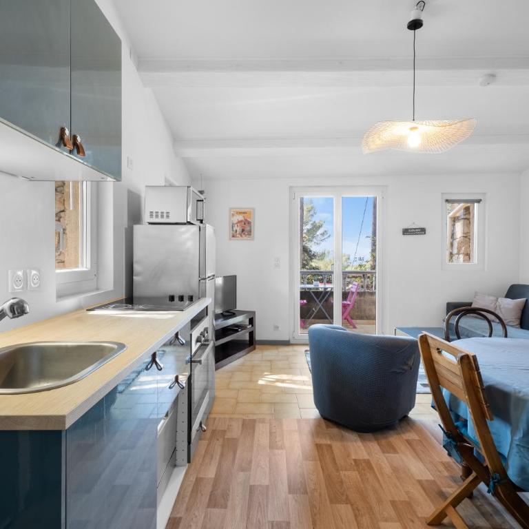 Gîte De Charme Sous Les Pins - Two-Bedroom House - 13
