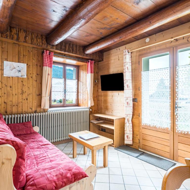 Appartement 6 personnes Montcharvin - Two-Bedroom Deluxe Apartment with Garden View - 3