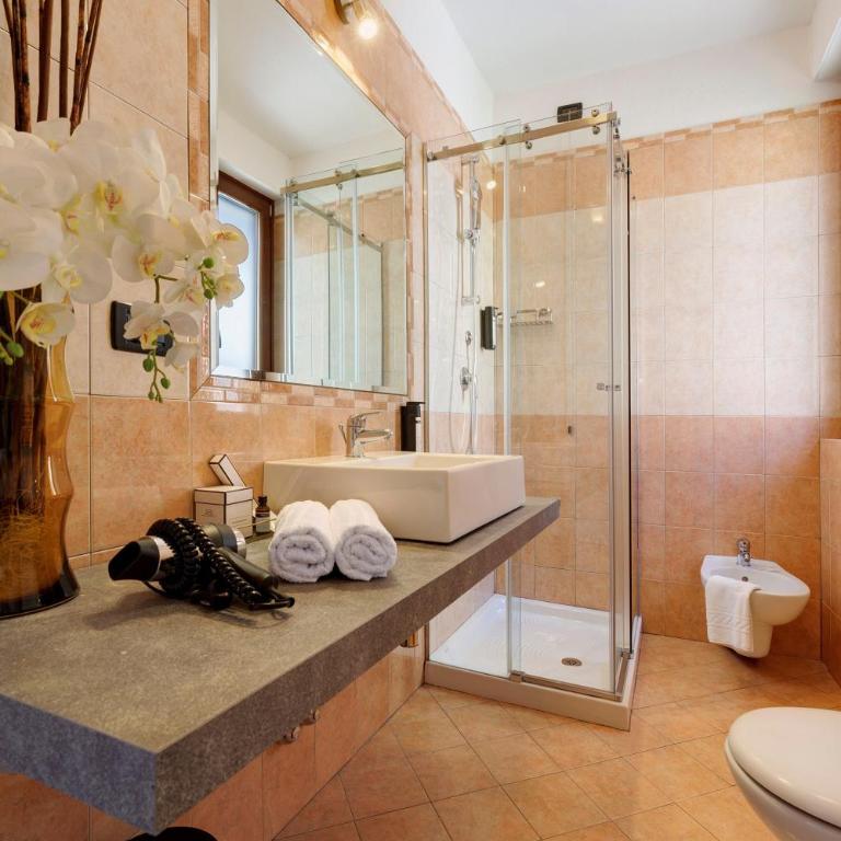 Appartamento Il Campanile - Appartamento Deluxe con 2 Camere da Letto e Vista Giardino - 17