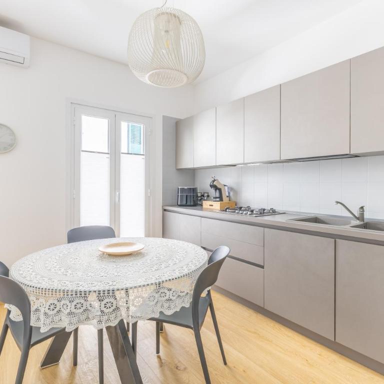 Vico21 nel centro di Modica - Appartamento Superior con 1 Camera da Letto e Balcone - 8