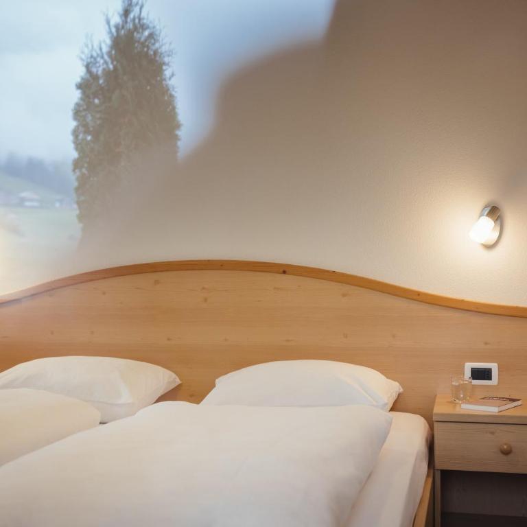 Ciasa Willy App Sas La Crusc - One-Bedroom Apartment with Garden View - 14