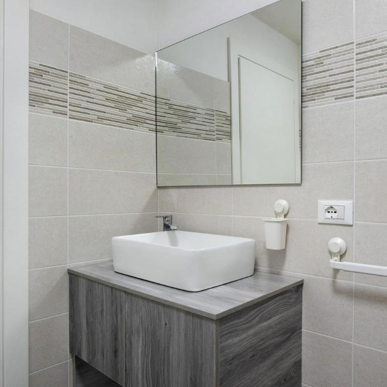 Lago Delle Piazze - Two-Bedroom Deluxe Apartment with Garden View - 22