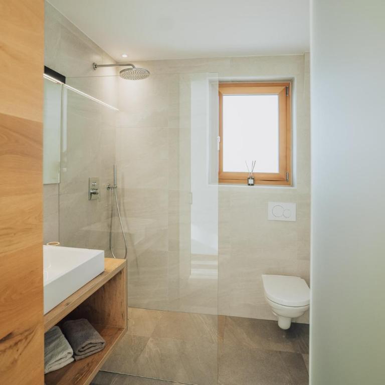 Oberegghof Ferienwohnung Ifinger - Appartamento Deluxe con 2 Camere da Letto e Vista Giardino - 4