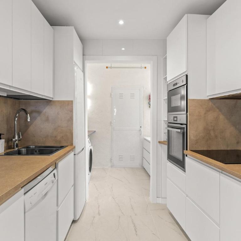 Puente A106 - Apartamento Deluxe de 2 dormitorios con vistas al mar - 9