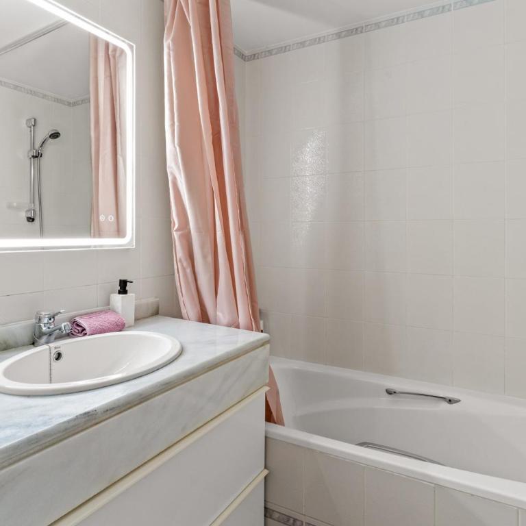 Puente A106 - Apartamento Deluxe de 2 dormitorios con vistas al mar - 13