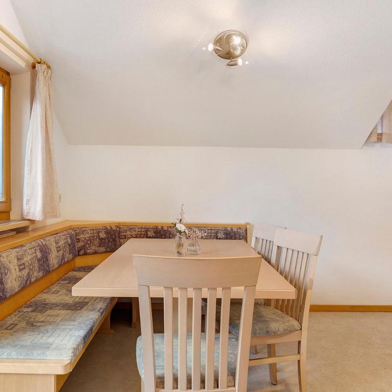 Mair am Tinkhof - Three-Bedroom Premium Apartment with Balcony - 9