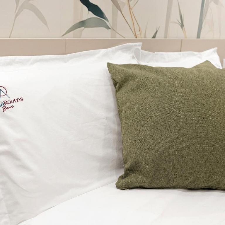 Anita Rooms Bari - Camera Queen Standard - 7