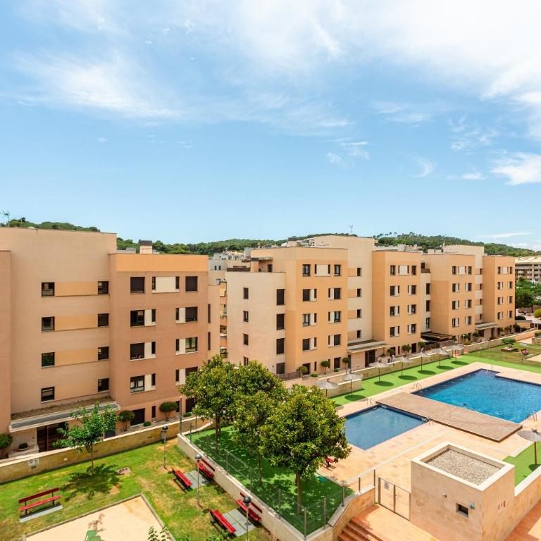 Apto Narcis Solo Familias - Apartamento Deluxe de 2 dormitorios con balcón - 4
