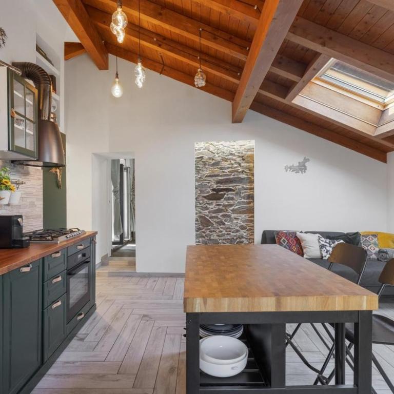 Casa Valy - Appartamento Deluxe con 2 Camere da Letto e Balcone - 9