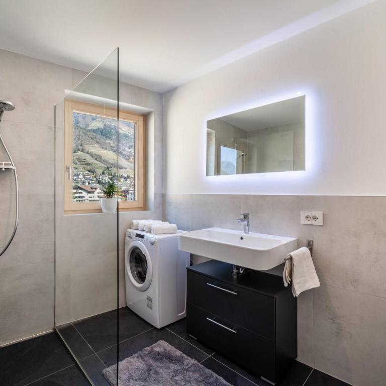 Adler Living Attika Wohnung - Superior One-Bedroom Apartment with Balcony - 22