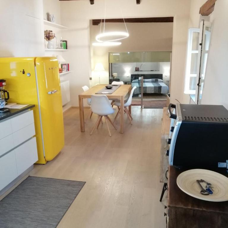 Charming Lucca Apartment, Modern Comfort in Historic Setting - Apartment - 2