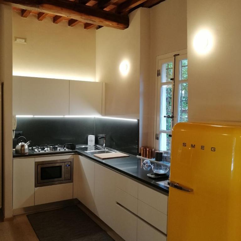 Charming Lucca Apartment, Modern Comfort in Historic Setting - Apartment - 5