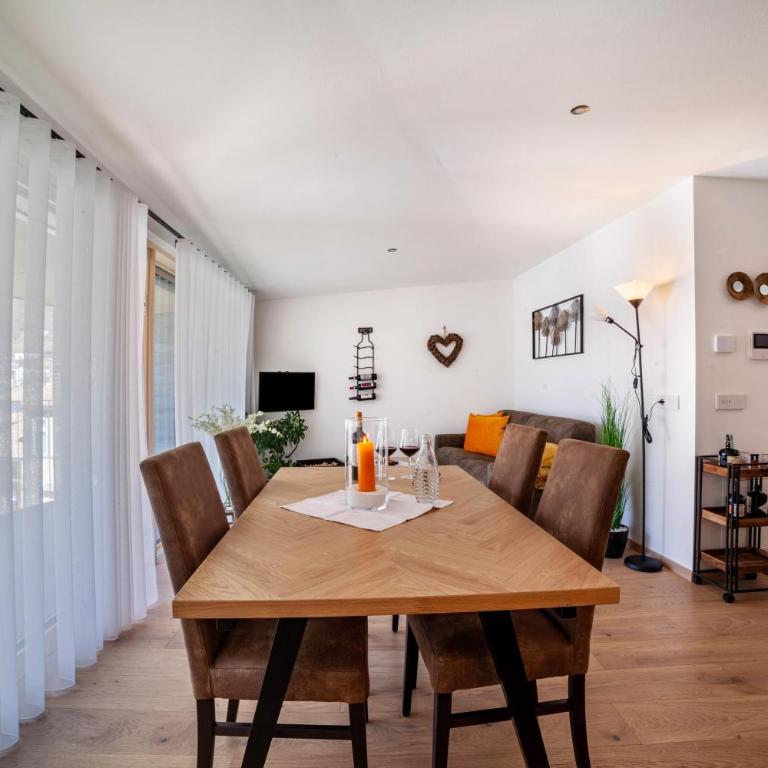 Adler Living Attika Wohnung - Superior One-Bedroom Apartment with Balcony - 7