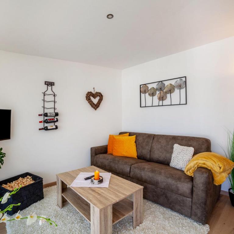 Adler Living Attika Wohnung - Superior One-Bedroom Apartment with Balcony - 6