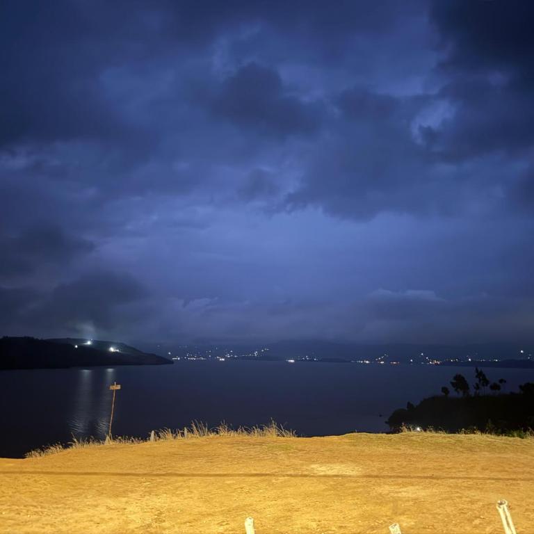 Glamping Brisas del lago Select - Family Double Room - 8