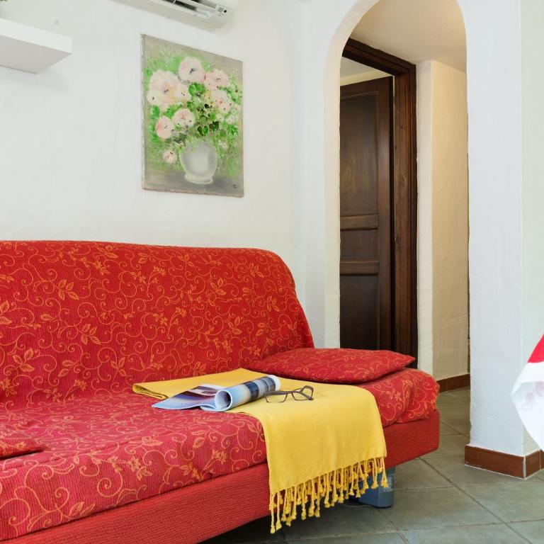 Ginepri - Two-Bedroom Deluxe Apartment with Garden View - 10