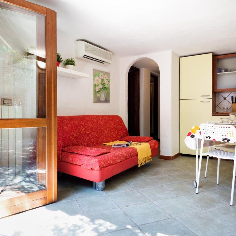 Ginepri - Two-Bedroom Deluxe Apartment with Garden View - 11