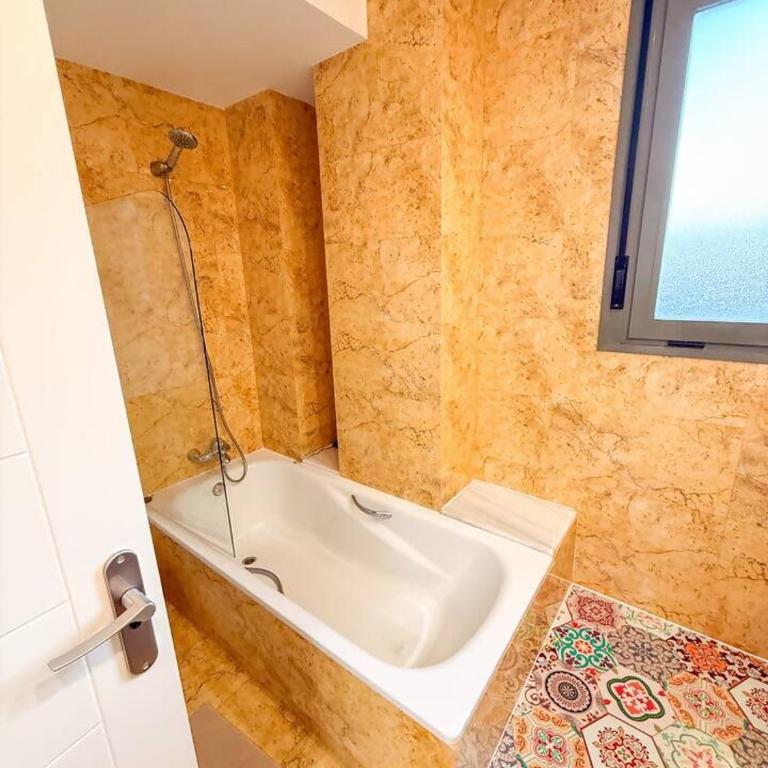 Amplio apto de 2 dormitorios vistas al mar - Apartamento de 2 dormitorios con balcón y vistas al mar - 15