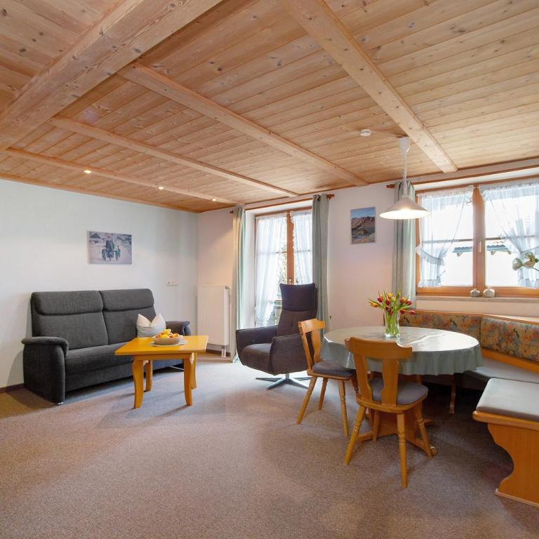 Ferienhof 'beim Wendlar' - Deluxe-Apartment mit 2 Schlafzimmern und Gartenblick - 2