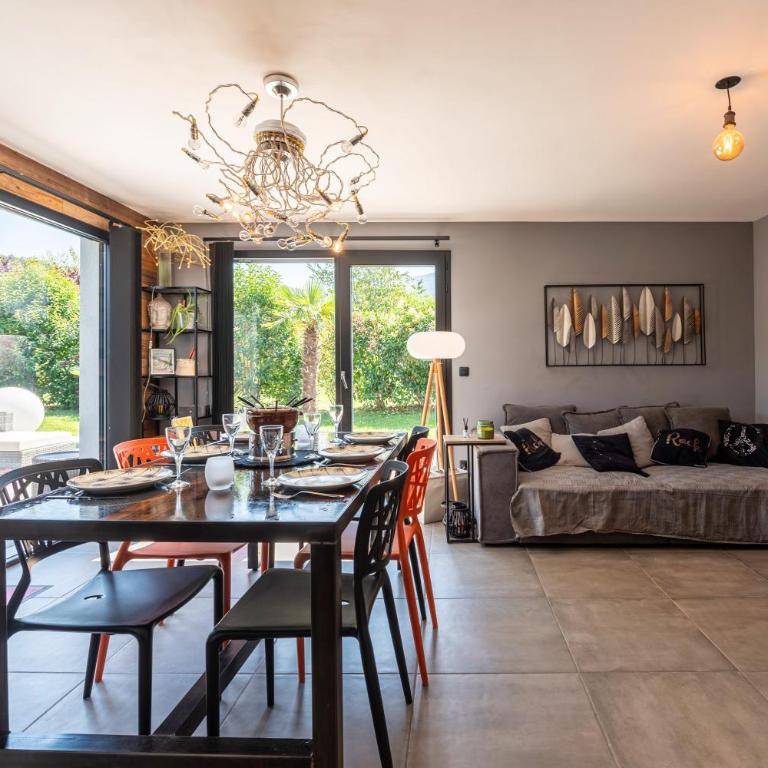 Maison neuve proche lac d'Annecy - Villa - Vue sur Jardin - 2