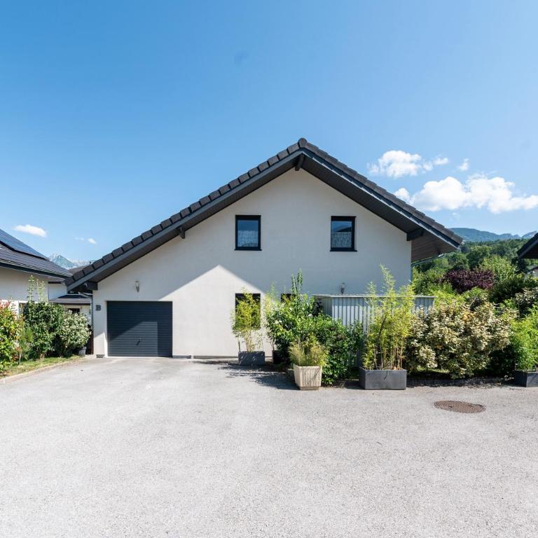 Maison neuve proche lac d'Annecy - Villa - Vue sur Jardin - 32