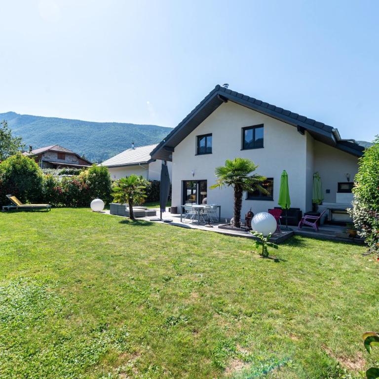 Maison neuve proche lac d'Annecy - Villa - Vue sur Jardin - 28