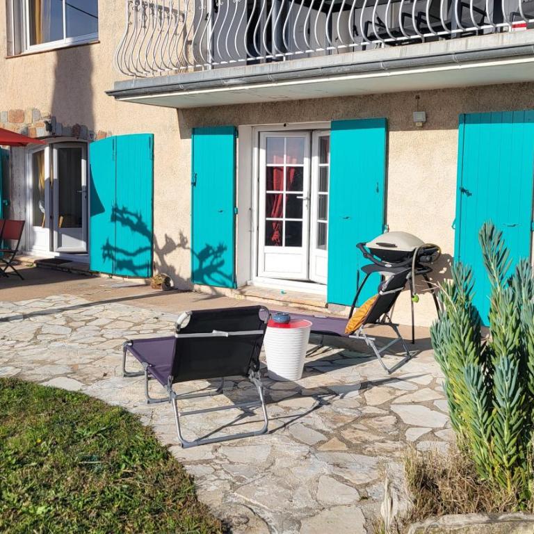 Appartement La Marina - Two-Bedroom Deluxe Apartment with Garden View - 17