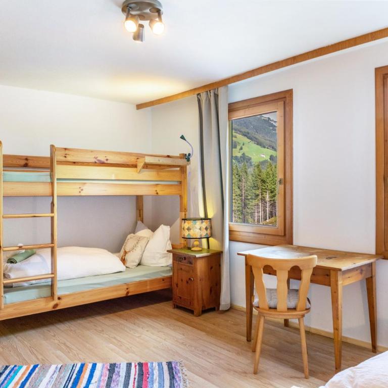A Nett’s Nest - Vierbettzimmer mit Dusche - 1
