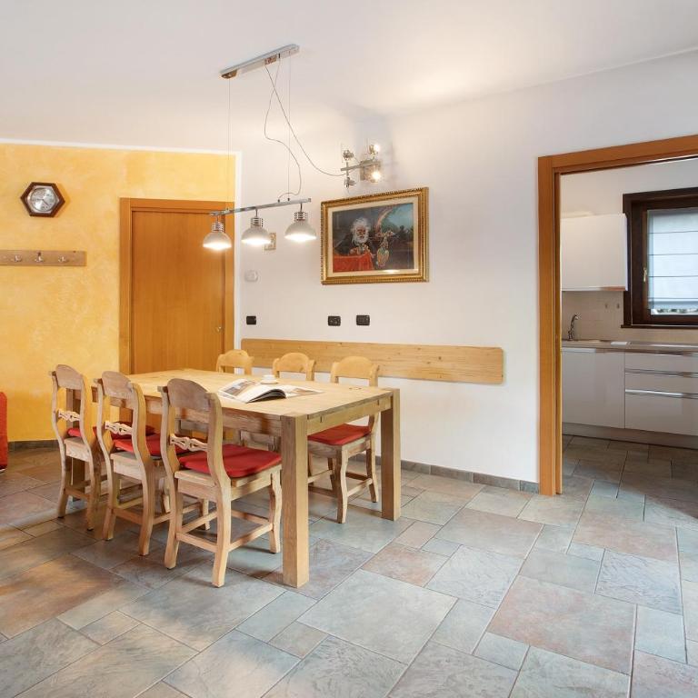 Rin Star Appartamenti Rin Livigno - Three-Bedroom Premium Apartment with Balcony - 4