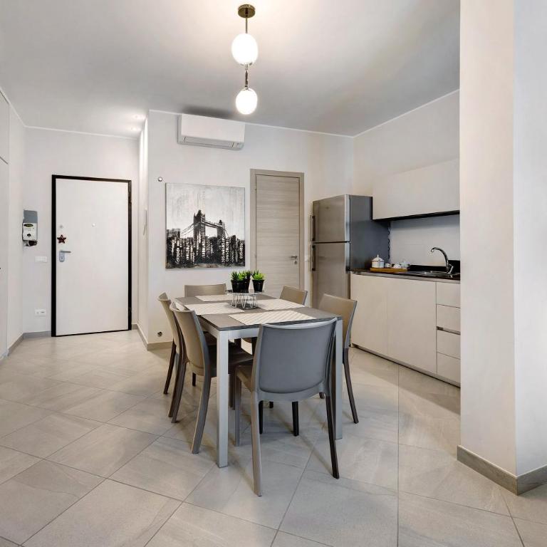 4 Passi Mare 2 - Appartamento Deluxe con 2 Camere da Letto e Balcone - 8