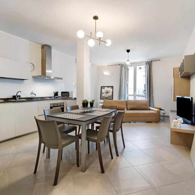 4 Passi Mare 2 - Appartamento Deluxe con 2 Camere da Letto e Balcone - 4