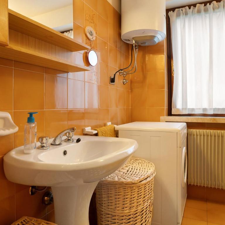 Appartamento Eva - Appartamento Deluxe con 2 Camere da Letto e Vista Giardino - 17