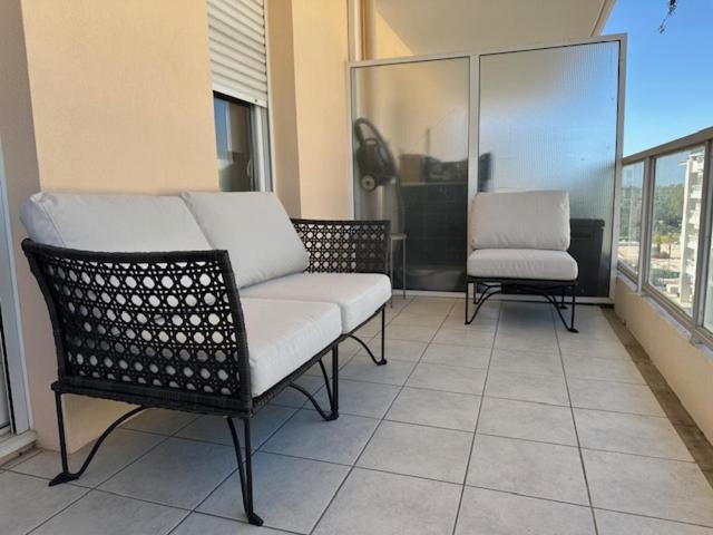 Parc Exflora with Parking, 2BR Apartment - Appartement 2 Chambres - 14