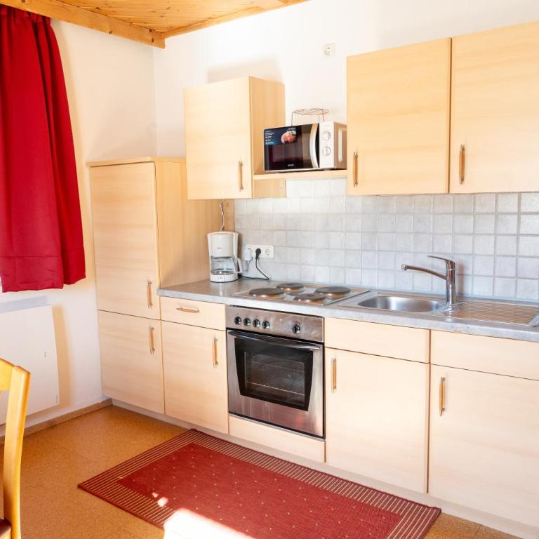 Knollgut Ferienwohnung Buchberg - Deluxe-Apartment mit 2 Schlafzimmern und Gartenblick - 7