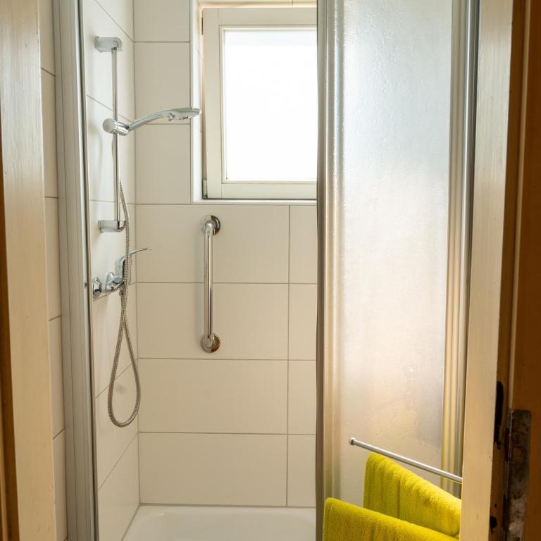 Knollgut Ferienwohnung Buchberg - Deluxe-Apartment mit 2 Schlafzimmern und Gartenblick - 13