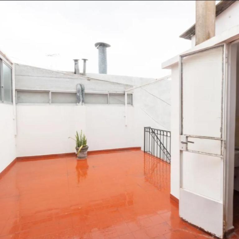 Casa amplia para 5 personas y cochera, a pasos del centro - Casa de 2 dormitorios - 15