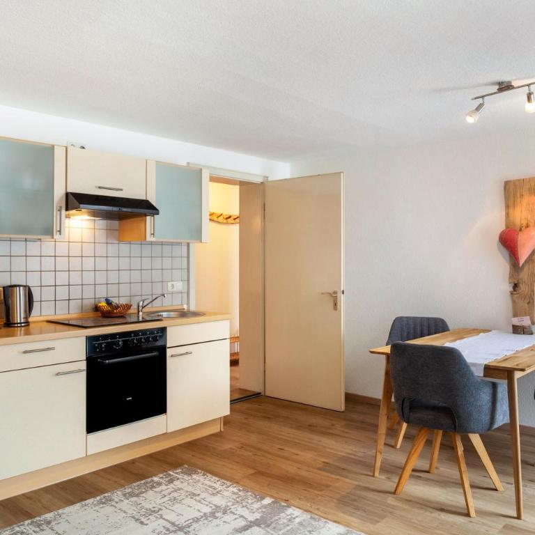 Haus Latschenhang Fewo 4 Ederkanzel - Apartamento Deluxe de 2 dormitorios con vistas al jardín - 5