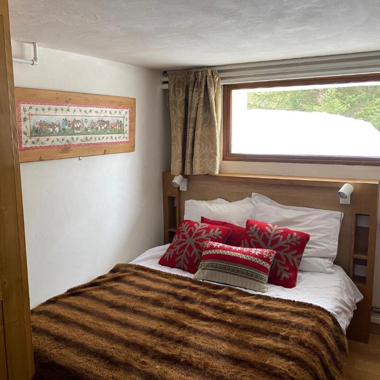 Courchevel 1850 - Two-Bedroom Deluxe Apartment with Garden View - 13