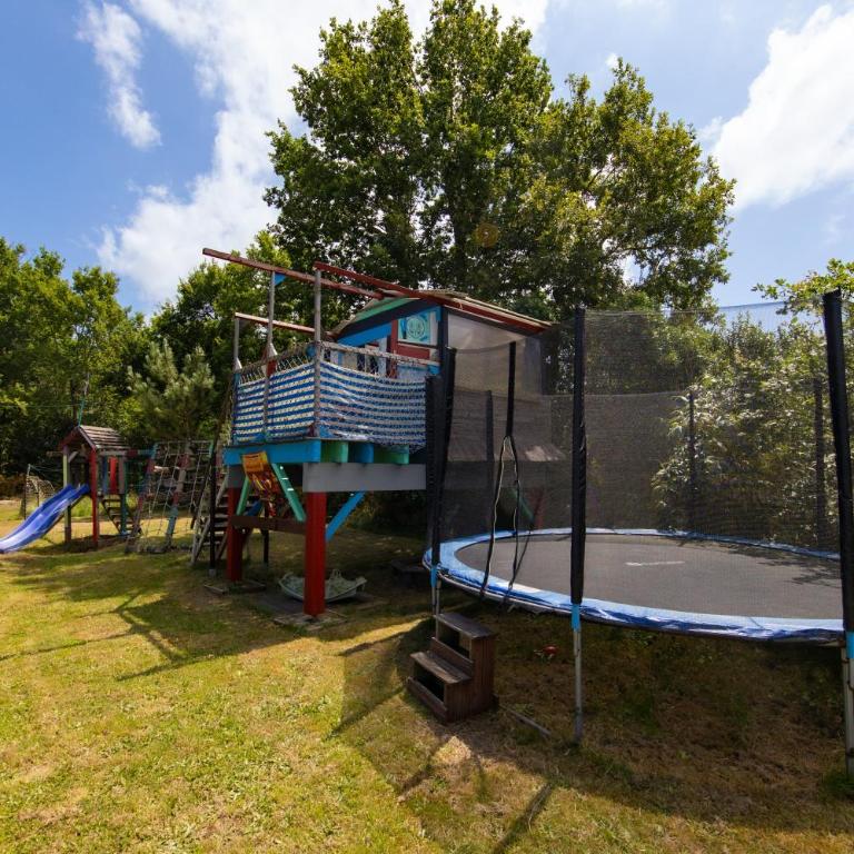 Familiale sur 3000m2 avec piscine - Villa - Vue sur Jardin - 4