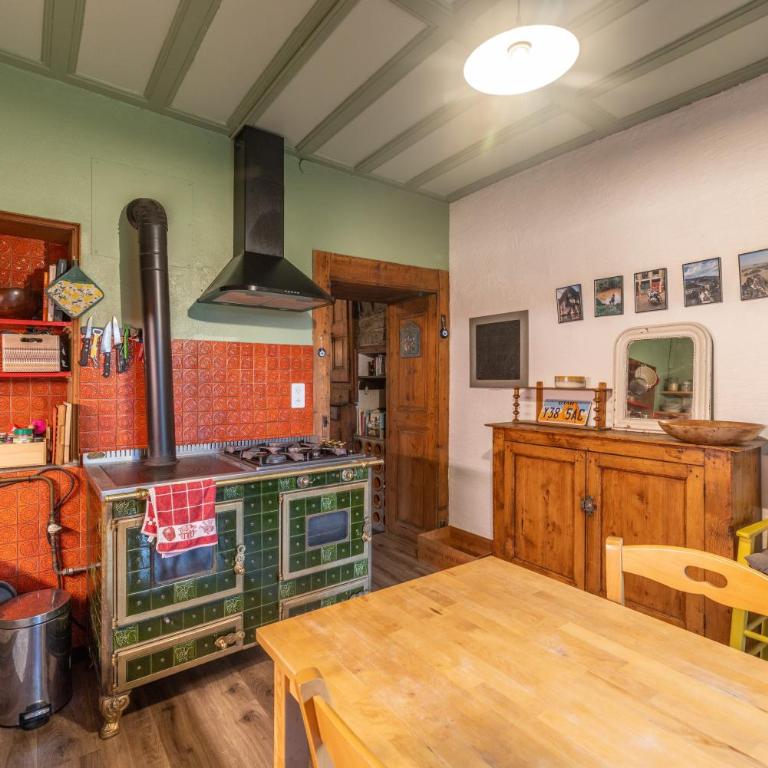 Magnifique Chalet aux Carroz - Two-Bedroom Chalet - 10