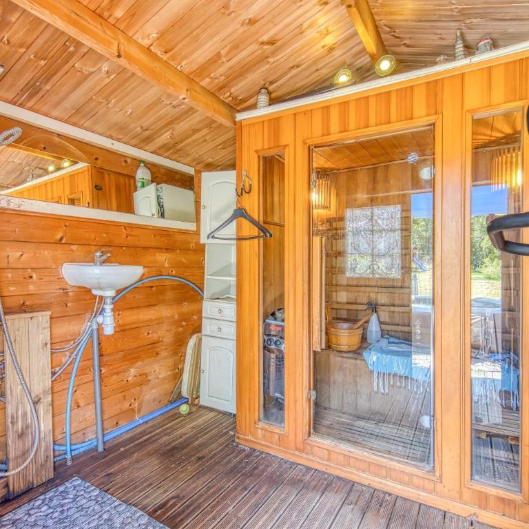 Familiale sur 3000m2 avec piscine - Villa - Vue sur Jardin - 24