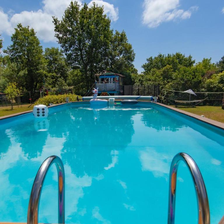Familiale sur 3000m2 avec piscine - Villa - Vue sur Jardin - 5
