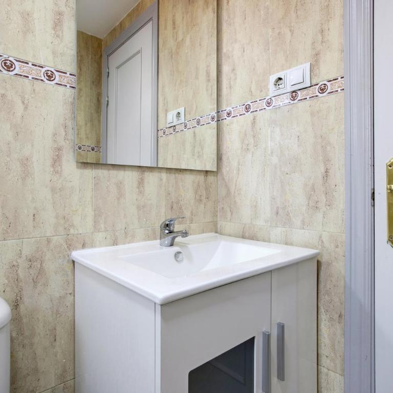 Heroes de sostoa 56 - Two-Bedroom Apartment with Mountain View - 18