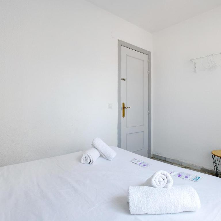 Heroes de sostoa 56 - Two-Bedroom Apartment with Mountain View - 15