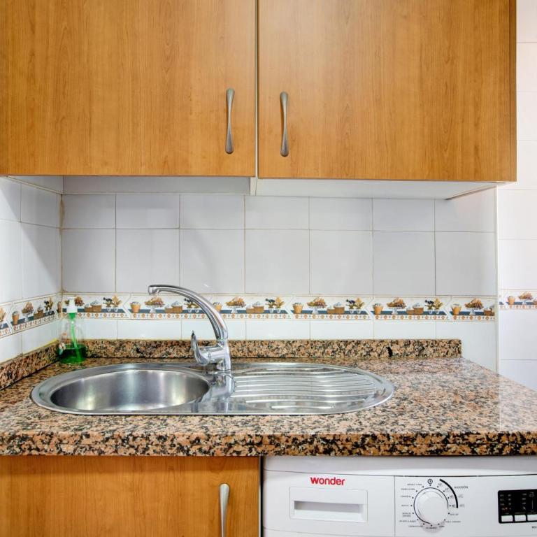 Heroes de sostoa 56 - Two-Bedroom Apartment with Mountain View - 11