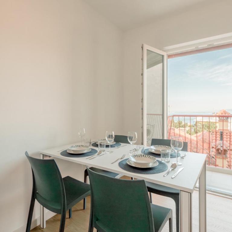 Skyline Sea View Center Trieste Loc Tur x 4 - Appartamento con 2 Camere da Letto - 14